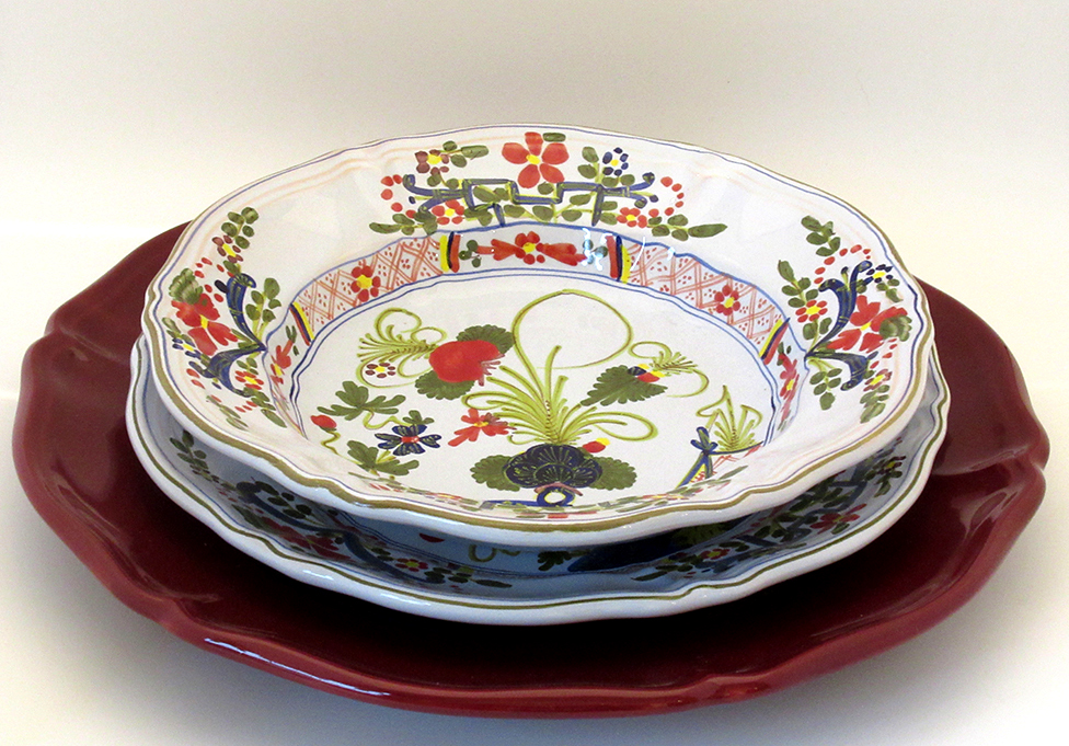 piatti dipinti ceramica Garofano Faenza oriente italiano Carnation dinnerplate plates